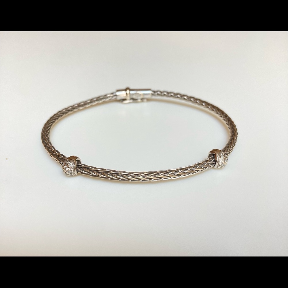 Roberto coin 18k White Gold Braided Woven silk Bangle Bracelet W Diamonds Italy